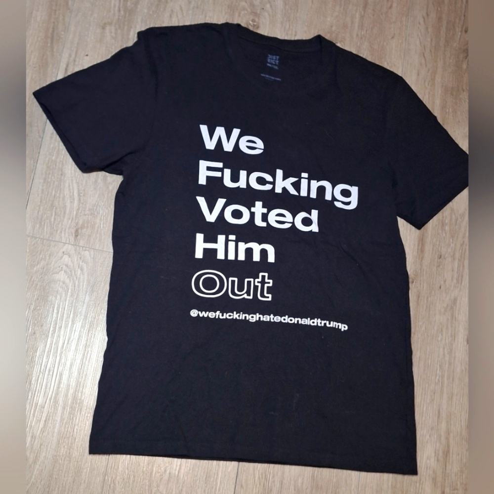 Donald Trump We Voted Him Out Tshirt Men's-Womans size Small New